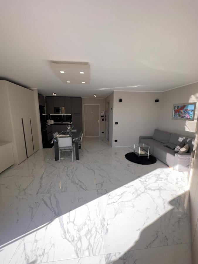 Exclusive Panoramic Sea View In Victoria Beach Menton Exterior photo